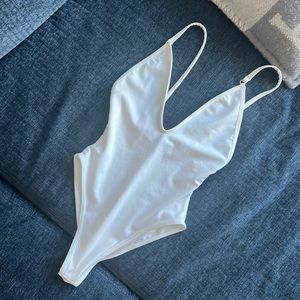 Gooseberry so chic white one piece small